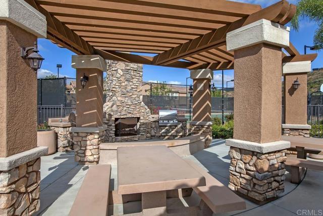 Building Photo - 12737 Savannah Creek Dr