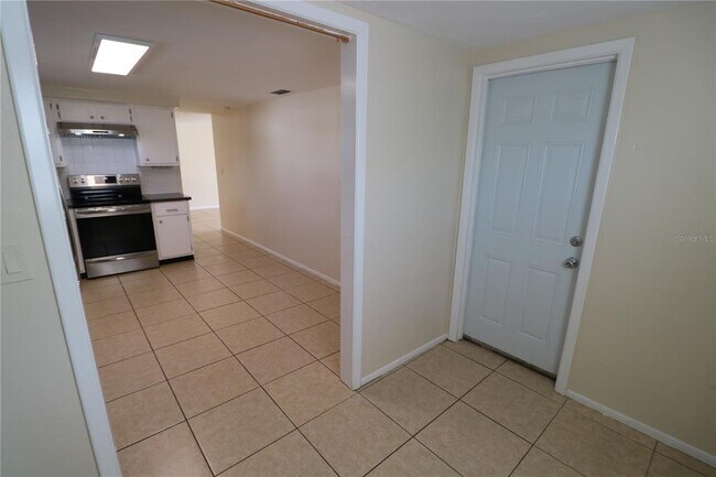 Building Photo - 7825 Birchwood Dr