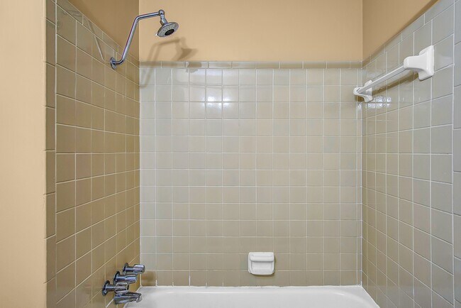 Building Photo - 4057 Young St