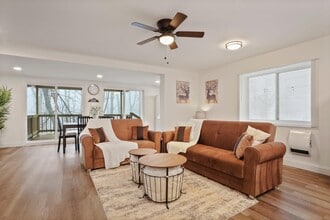 Building Photo - 159 Wolfe Hill Rd