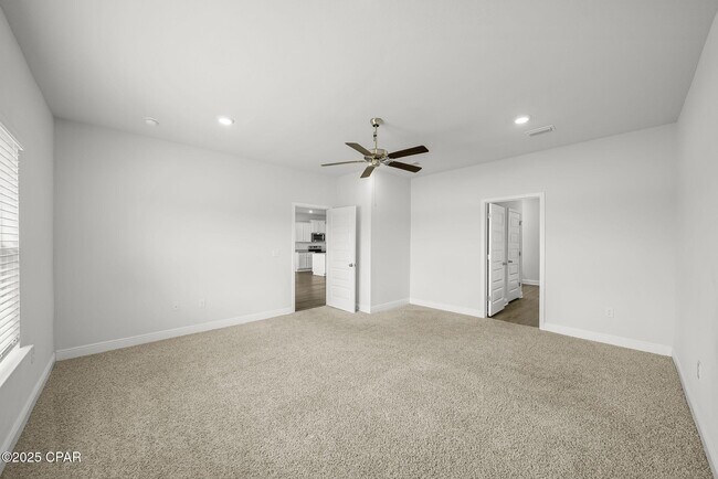 Building Photo - 464 Eagle Lake Wy
