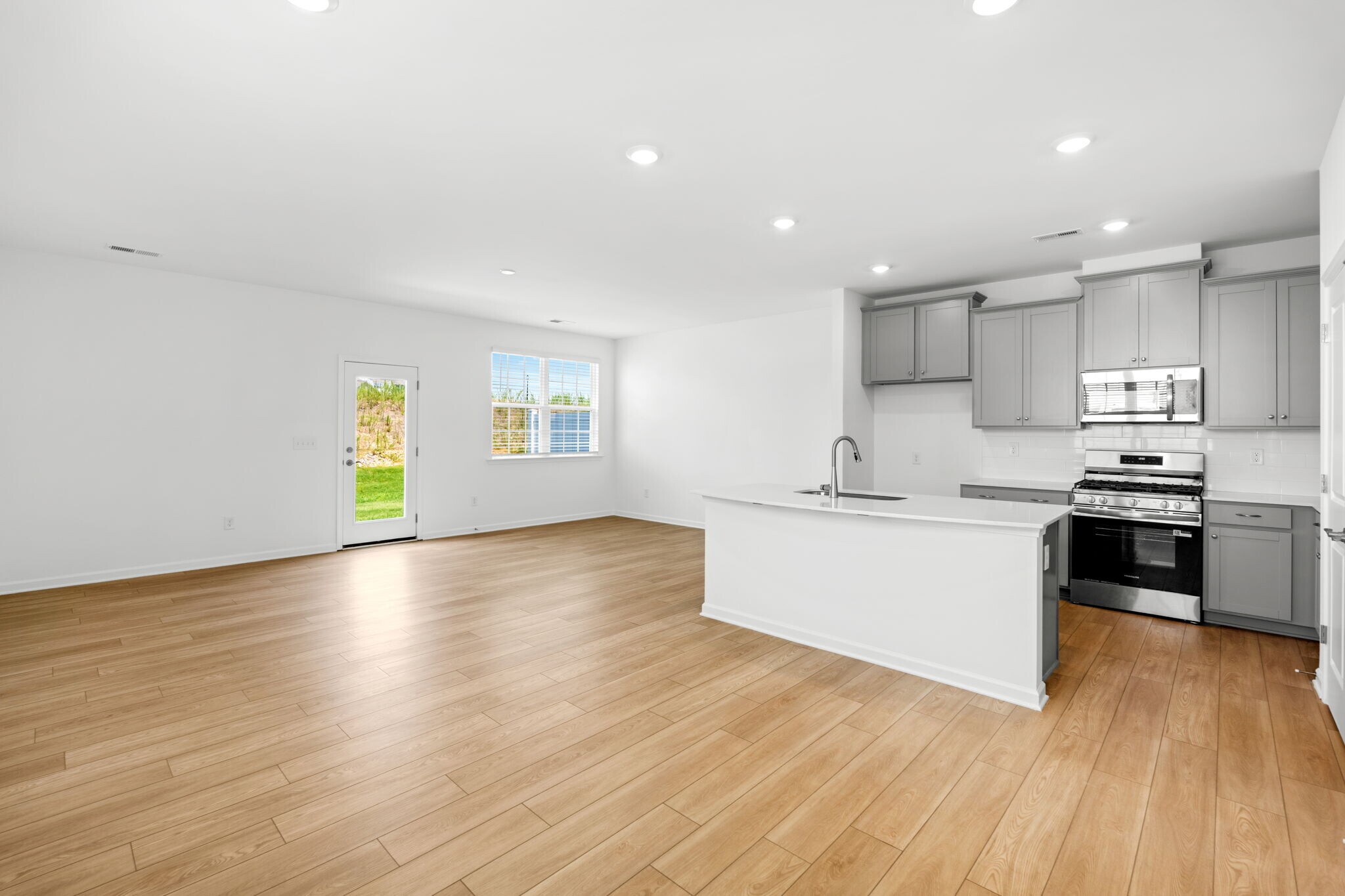 Building Photo - 615 Blaire Ridge Way