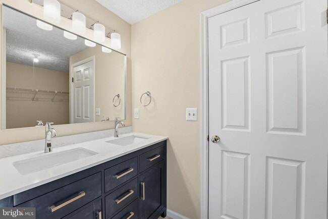 Building Photo - 1118 Casper Dr