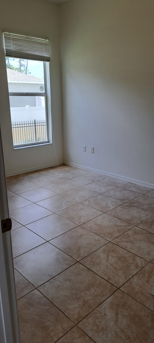 Building Photo - 1117 Sexton Rd SW