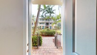 Building Photo - Modern Style Tri-Level Townhome 2BR/ 2.5BA...