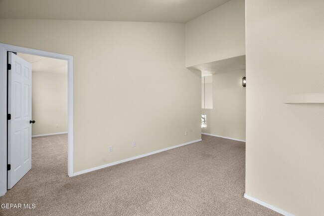 Building Photo - 6384 Franklin Gate Dr