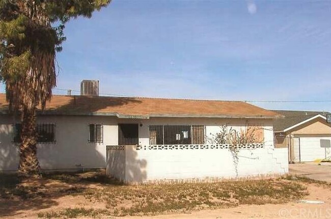 Building Photo - 6250 Morongo Rd