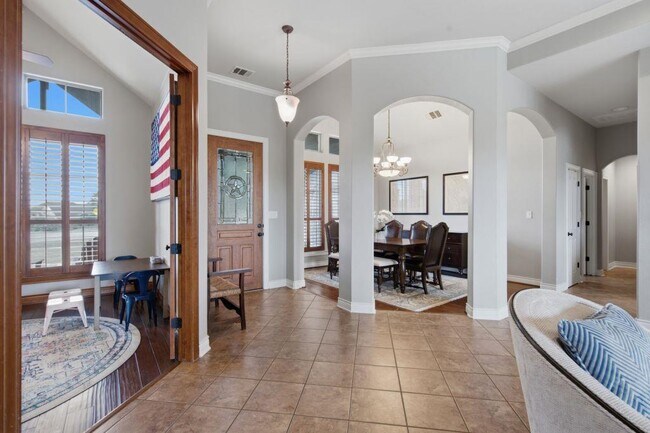 Building Photo - 600 Huck Finn Trail