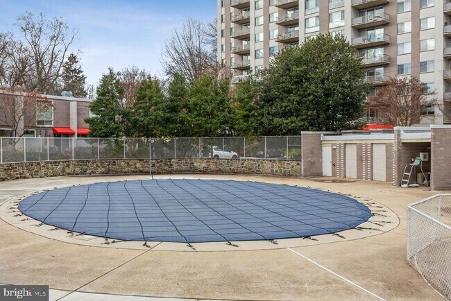 Building Photo - 4977 Battery Ln