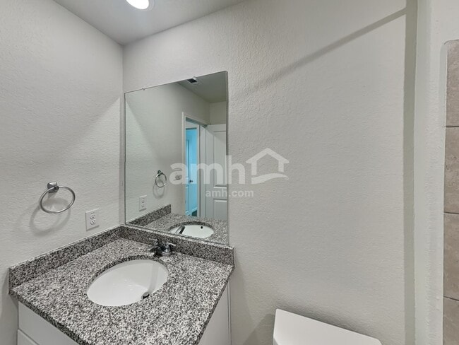 Building Photo - 2705 Iberia Ct