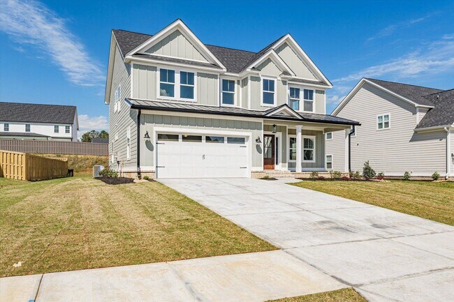 Building Photo - 2987 Rosewood Dr