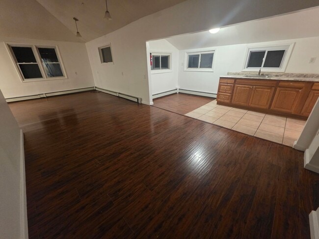 Building Photo - 776 NY-284