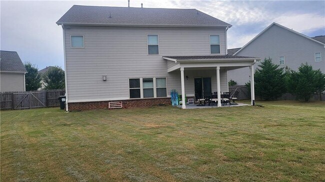 Building Photo - 5295 Rustic Ct