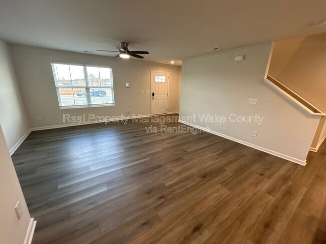 Building Photo - 262 Hunting Wood Dr
