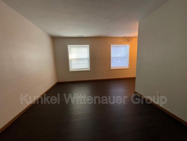 Building Photo - 1803 Jamestown Rd