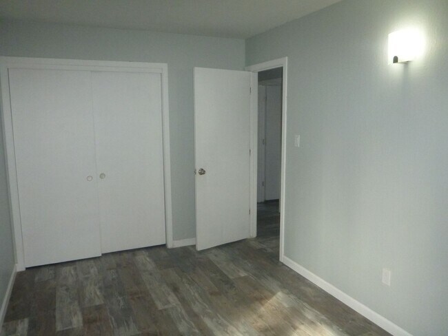 Building Photo - 1047 War Bonnet Way