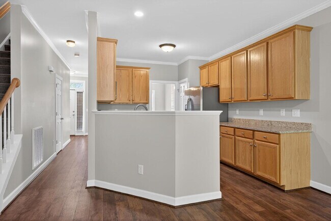 Building Photo - 770 Parkside Townes Ct