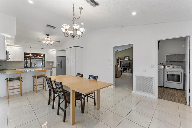 Building Photo - 8241 NW 54th Ct