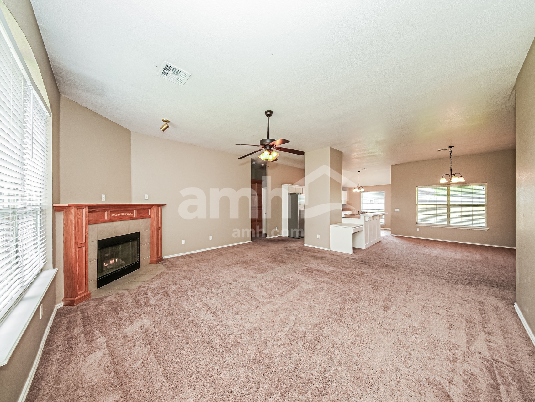 Building Photo - 316 SW 40th St