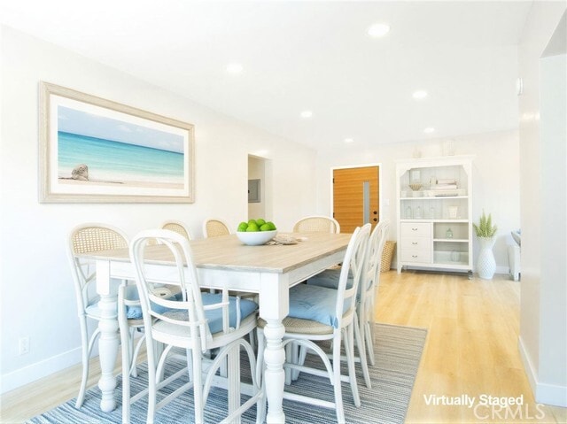 Building Photo - 2027 Vista Del Mar Ave