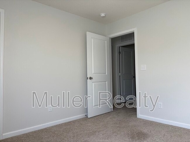 Building Photo - 138 Harbour Pointe Ln