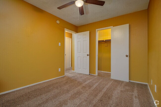 2BR, 1BA - 610SF Bedroom 2 - Resort at Riverside