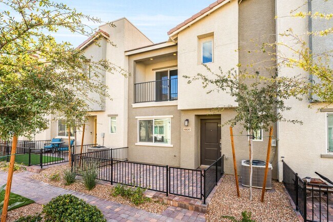 Building Photo - Super Cute 3 Bedroom Home For Lease!