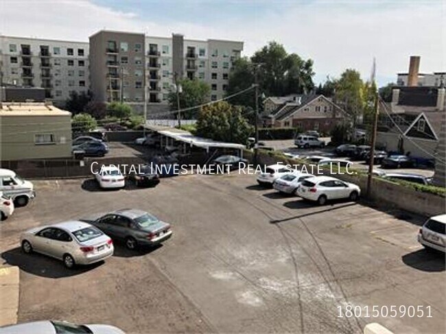 Building Photo - 470 E 300 S