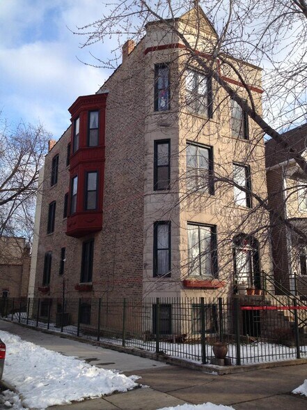 Building Photo - 2457 N Drake Ave