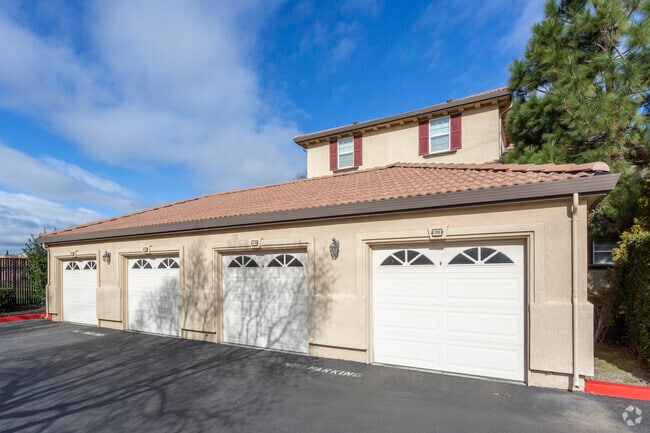 Building Photo - Tuscana Townhomes
