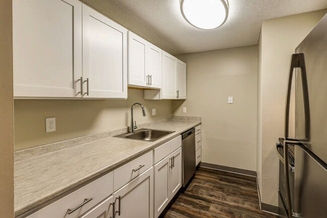 Primary Photo - PRINCETON PLACE APARTMENTS