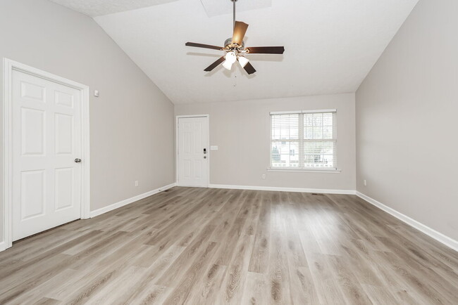 Building Photo - 1137 Silverado Way