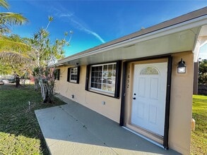 Building Photo - 11852 SW 202nd St