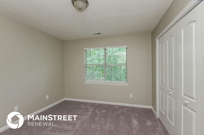 Building Photo - 10731 Spruce Mountain Rd