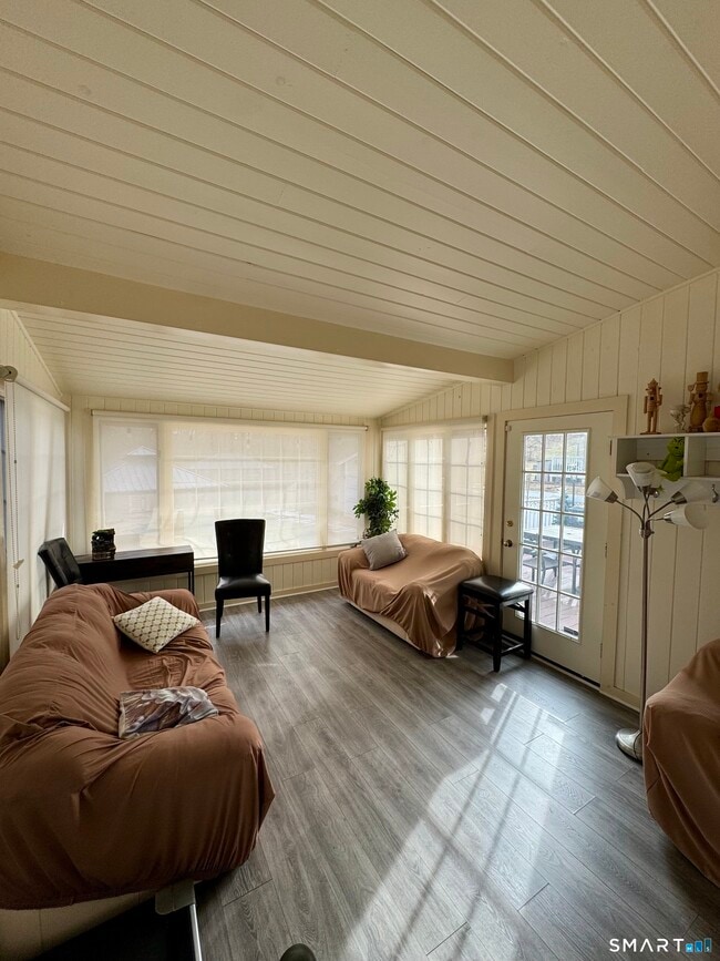 Building Photo - 38 Wooster Hts Rd