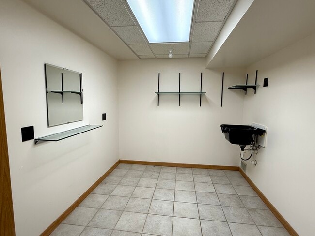 Building Photo - 362 Town Pl Cir