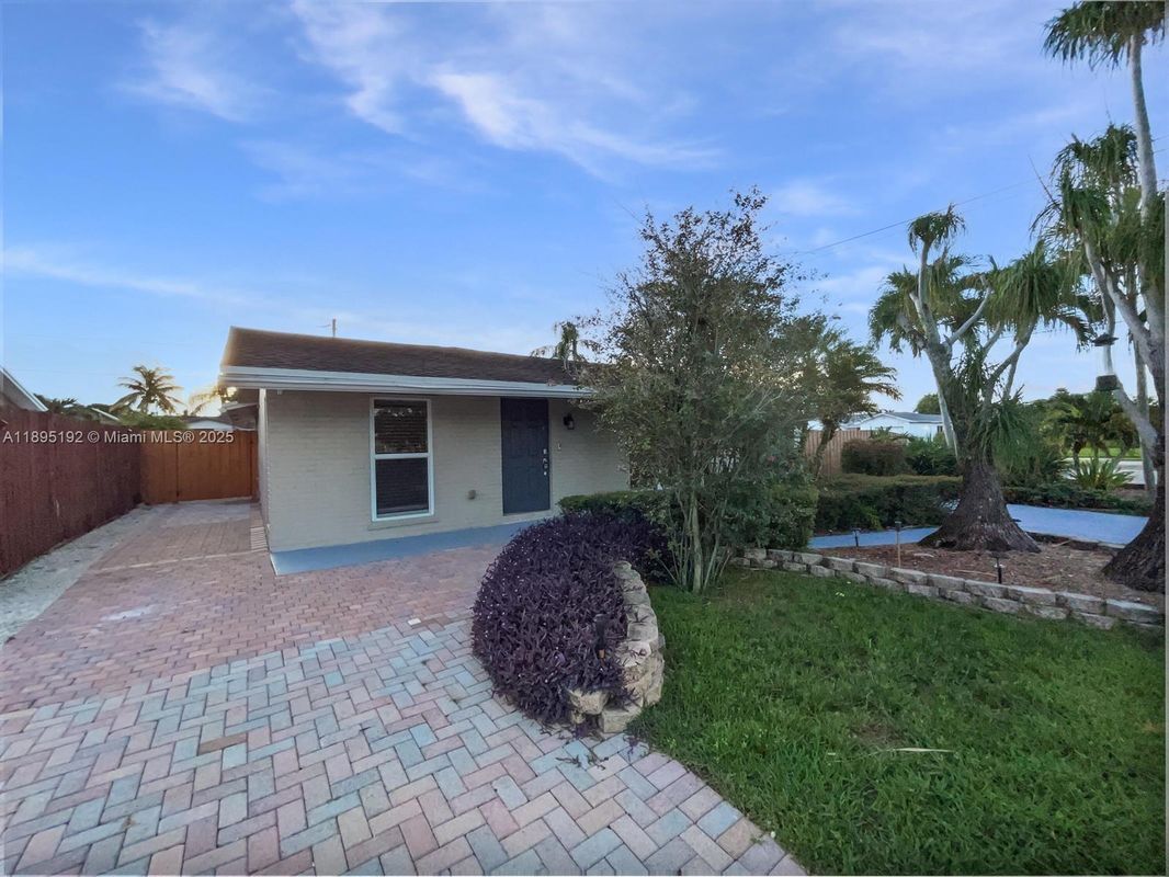 Building Photo - 22226 SW 65th Terrace