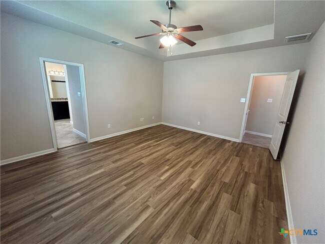 Building Photo - 3013 Sandstone Way