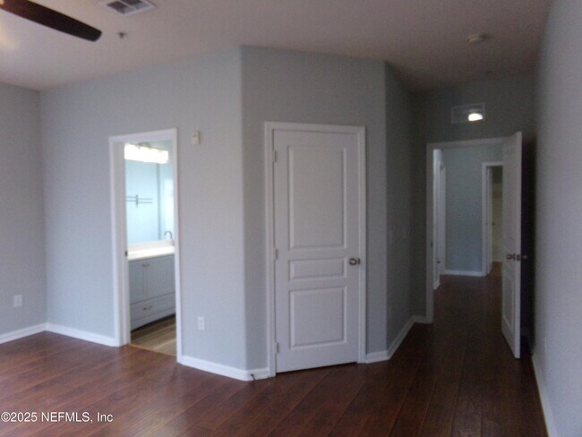 Building Photo - 5617 Bowden Rd
