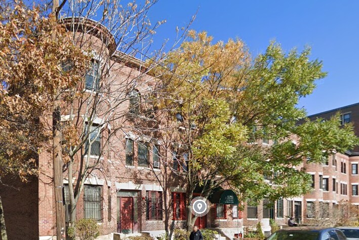 Building Photo - 529 Newbury St