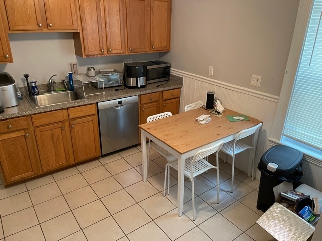 Building Photo - 81 Newbury St