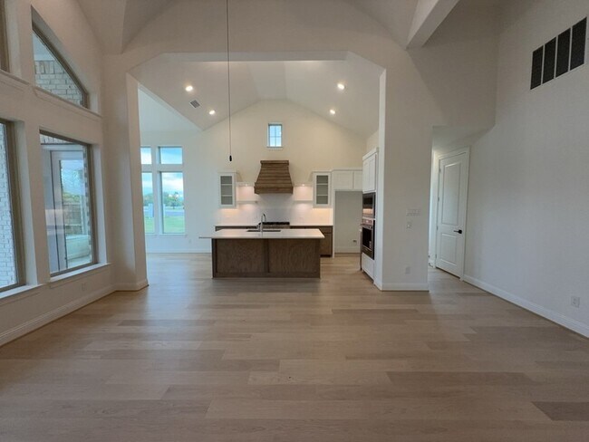 Building Photo - 2463 Bussey Dr