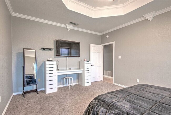 Building Photo - 182 Needlepoint Ln