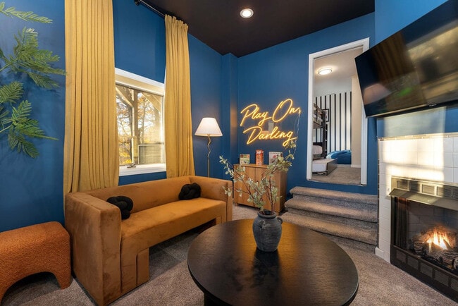 Building Photo - 585 Granny Lewis Ln