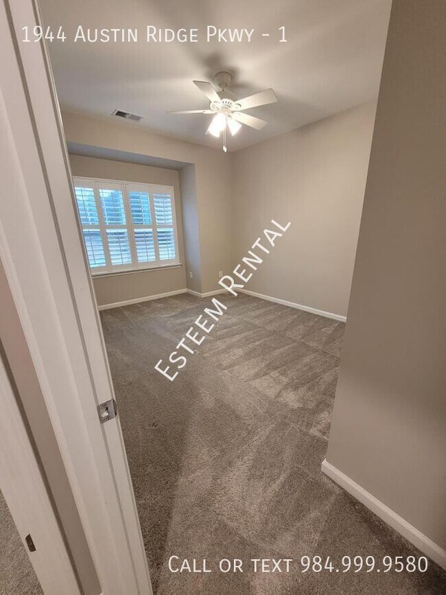 Building Photo - 1944 Austin Ridge Pkwy