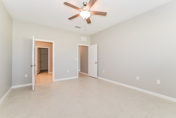 Building Photo - 312 Kenilworth Dr