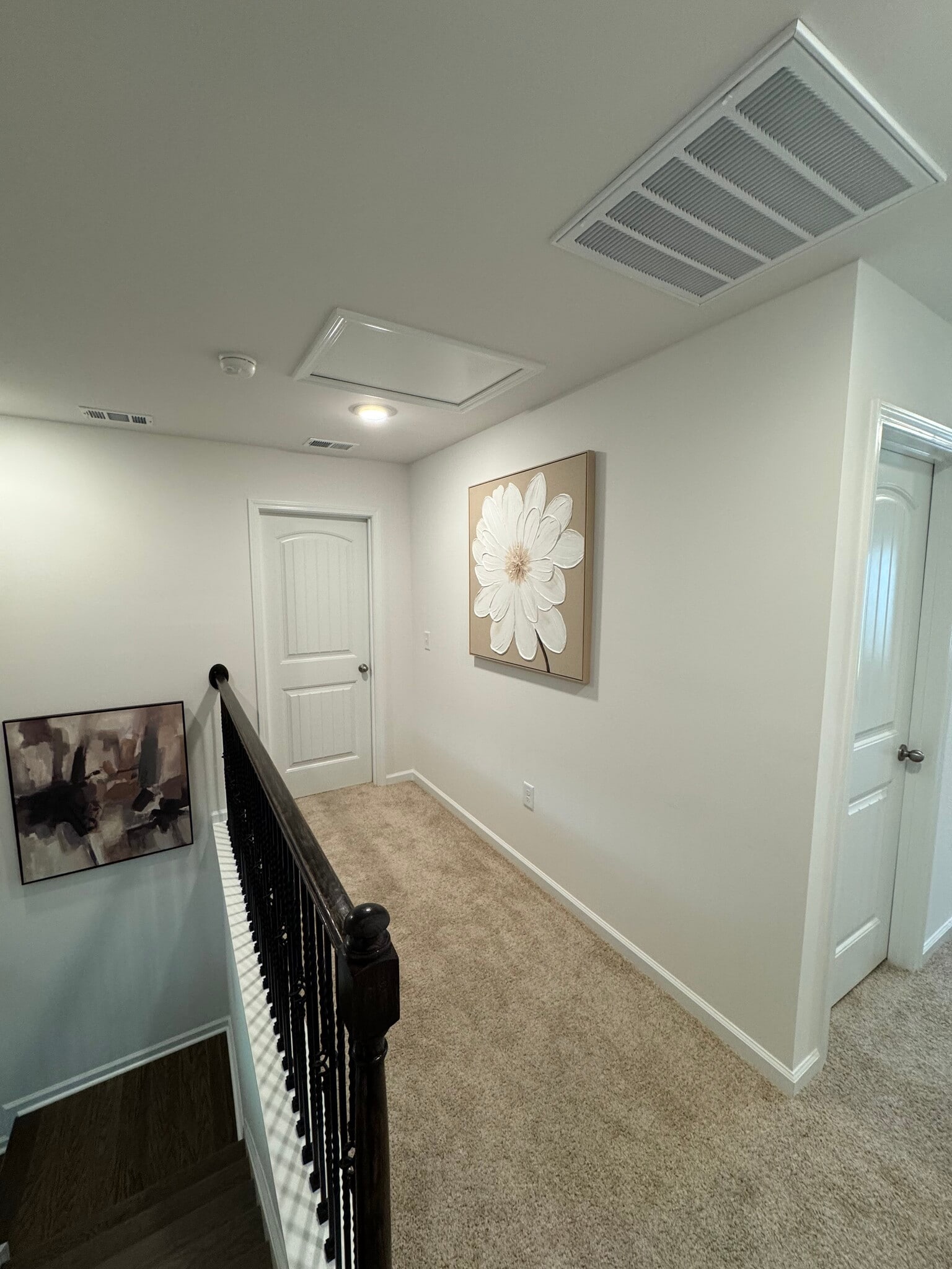 Corridor - 5435 Shelly Lynn Dr
