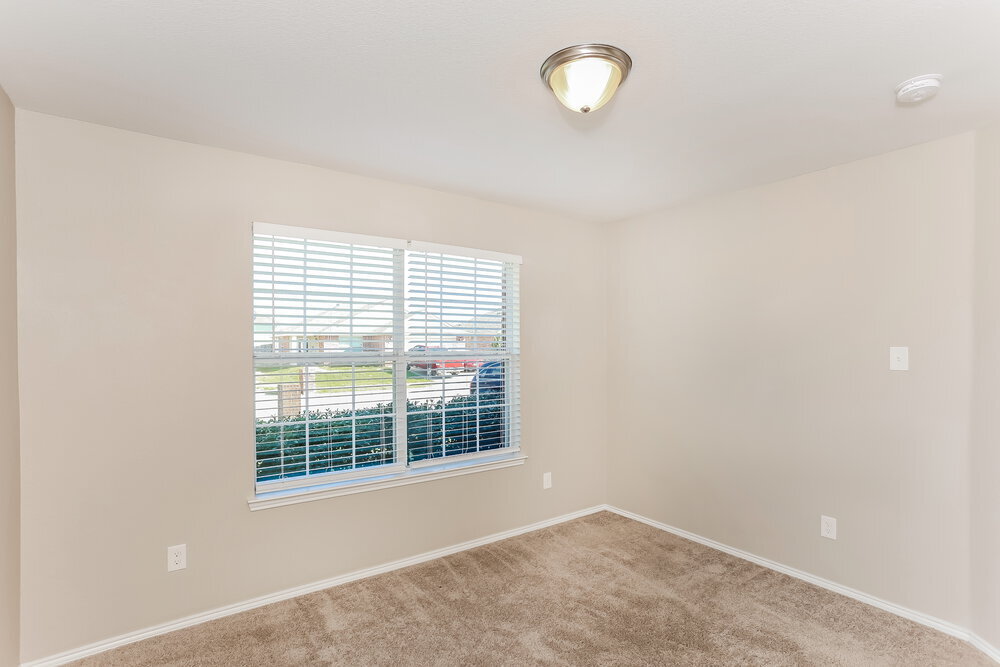 Building Photo - 421 Fawn Hill Dr