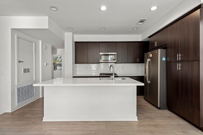 Building Photo - 2058 Quartet Loop