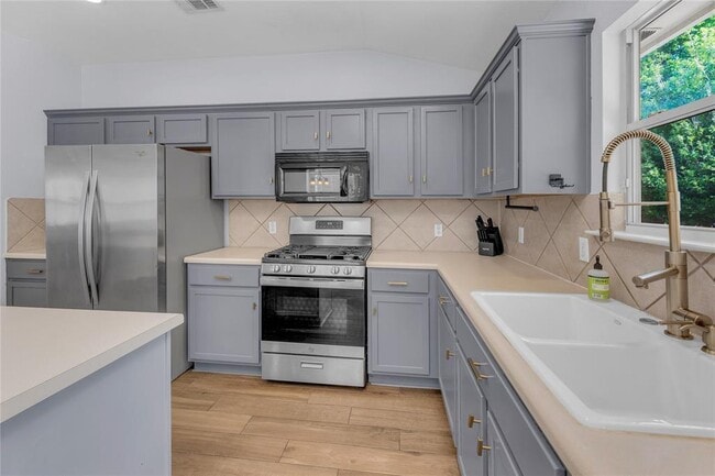 Building Photo - 1508 Whittard of Chelsea Ln